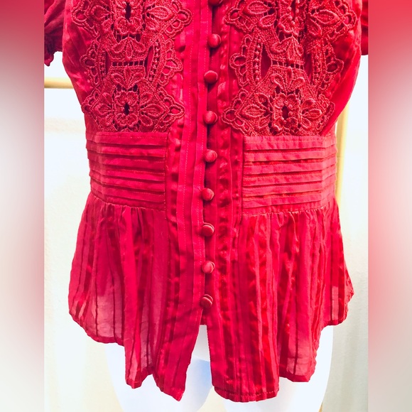 BEBE RED Short Sleeve Button Up Top in Size Medium! - Picture 13 of 16